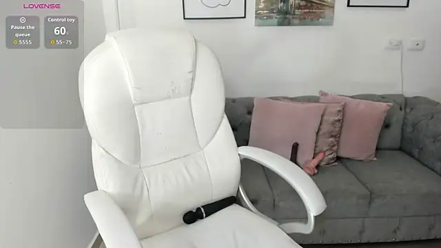 July_Adamsn Live XXX chat