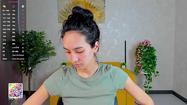 FlirtyAura – Live XXX-chat