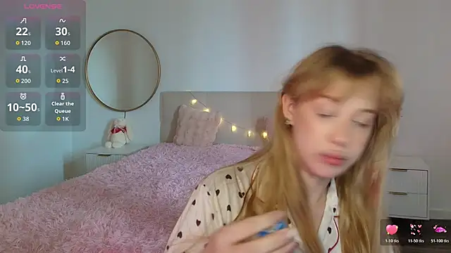 linaloon's Live XXX Chat