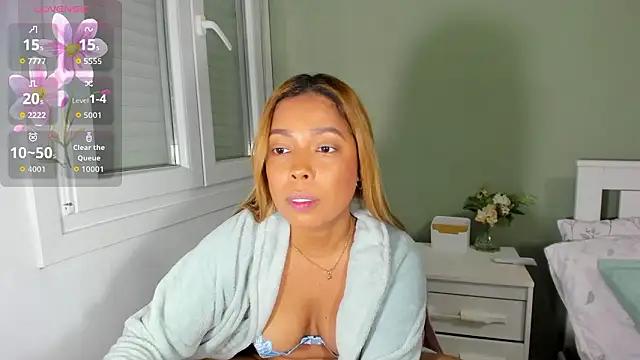 Izadi_7 Live XXX-chat