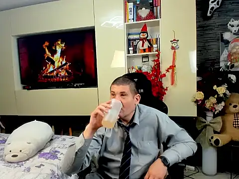 XXX chat uživo modela SpartacusDaddy48