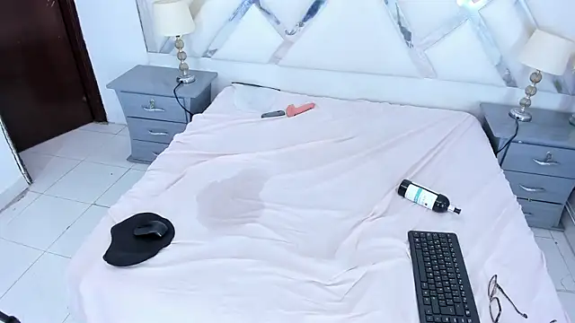 Chatroom XXX en direct de yaragarcia