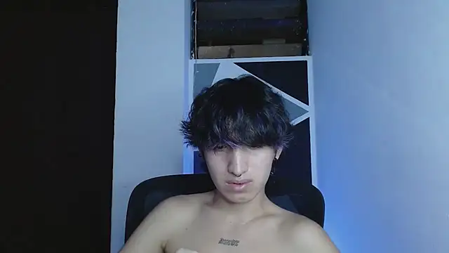 XXX chat uživo modela littlextreme