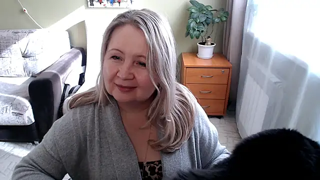 Chat +18 de JanaMayer ao vivo