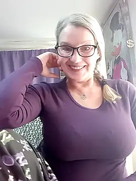 irinamaux 即時 XXX 聊天