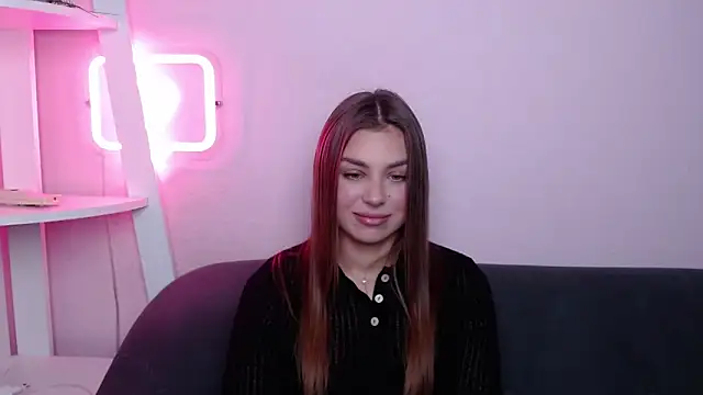 MilanaAngelAs' Live XXX Chat