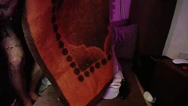 P4RtYBOII92's Live XXX Chat