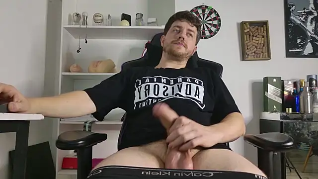 aaronlegend_: διαδικτυακό σόου στην κάμερα