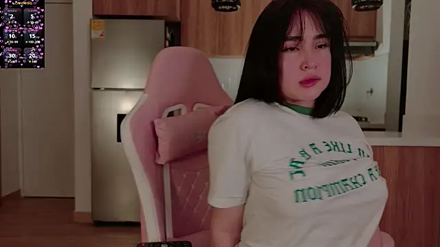 zamilav 现场XXX聊天