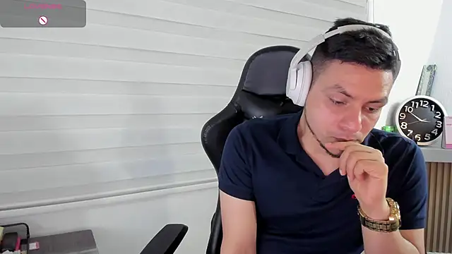 Rick_Adams' Live XXX Chat