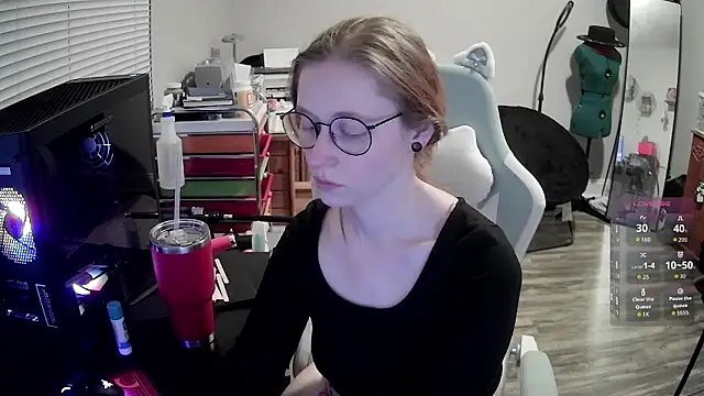 LilyFoxxx's Webcam Show