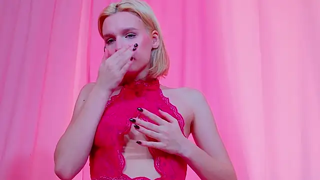 MeowthLilu Adlı Modelin Canlı XXX Sohbeti