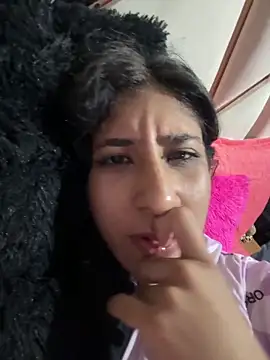 Czat XXX na żywo – Violet_rousse7