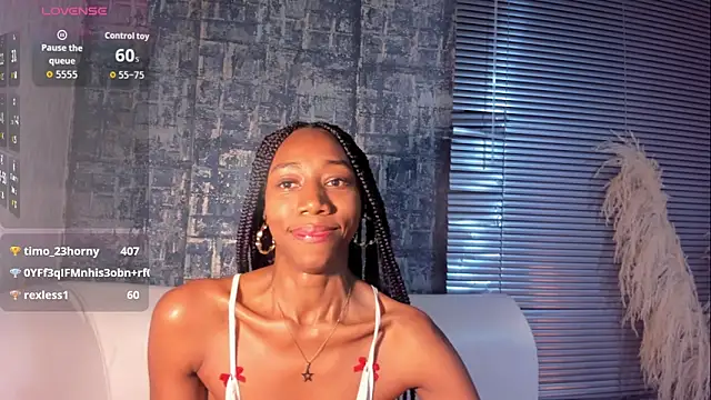 NathalyLeen Chat XXX live