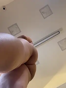 Isa__Blanc Adlı Modelin Canlı XXX Sohbeti