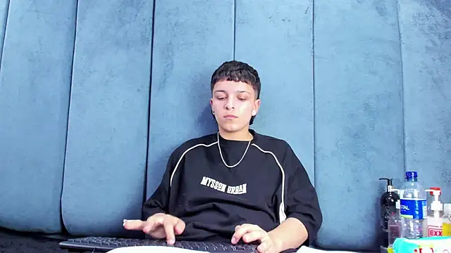 Megan_Thompson_'s Live XXX Chat