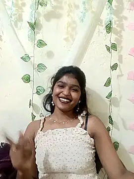 Twinkle-girl Show in webcam