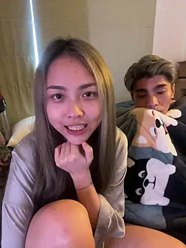 tw_feibaby élő XXX-chatje