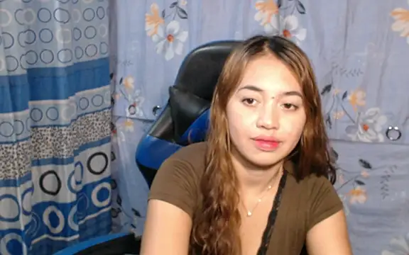 Chat +18 de urlover_mae26 ao vivo