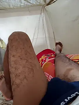 PIG_FUCKER_DADDY Adlı Modelin Web Kamerası Şovu