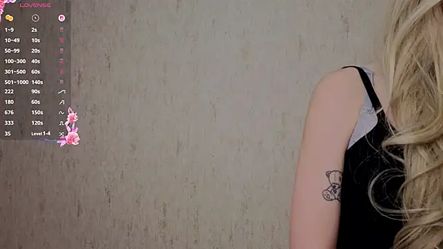 tessaticklejokes' Live XXX Chat