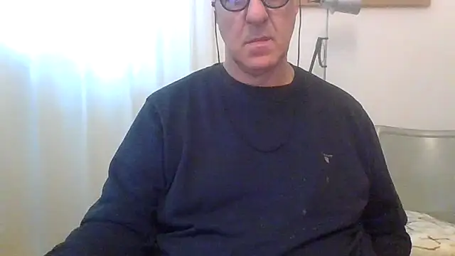 ANONIMO7735のウェブカメラショー