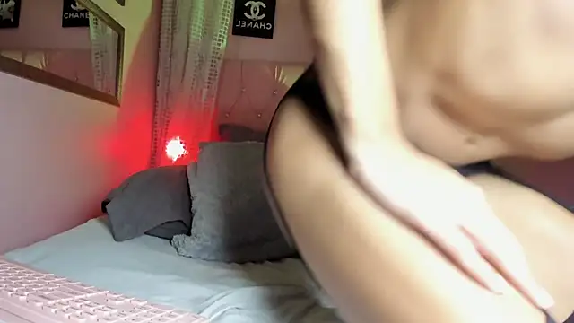 Liam_evvan 在線直播表演