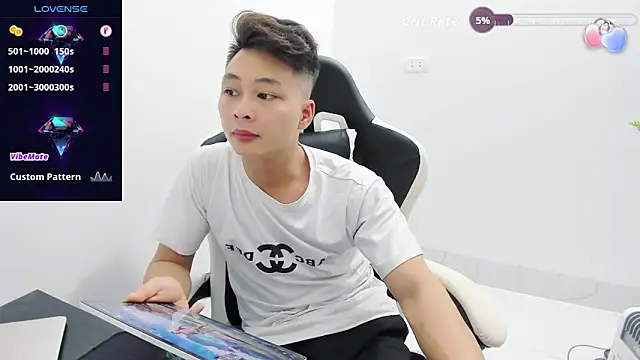 Naughty___asian 现场XXX聊天