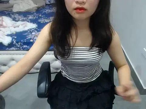 Alinana_Miss01 在線直播表演