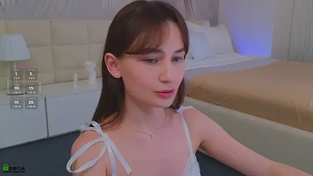 LolaPrise's Live XXX Chat