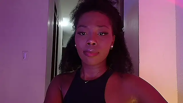 Lunaruiz Adlı Modelin Web Kamerası Şovu