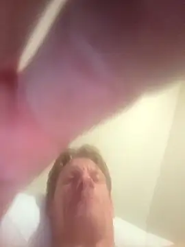 Travislovescum Show Webcam