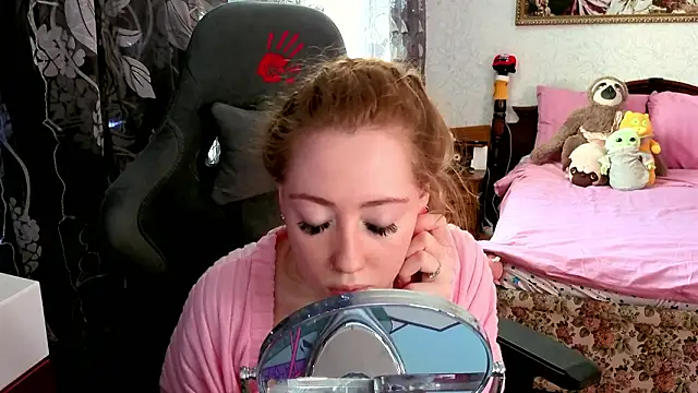 Онлайн чат XXX TinaBrook