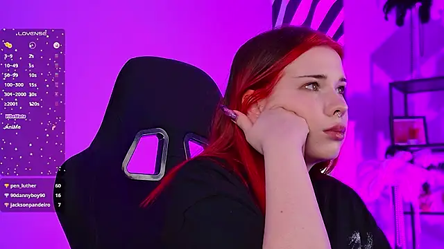 AliceSunday's Live XXX Chat