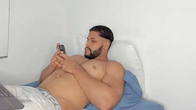 دردشة Pier_Simons الجنسية المباشرة