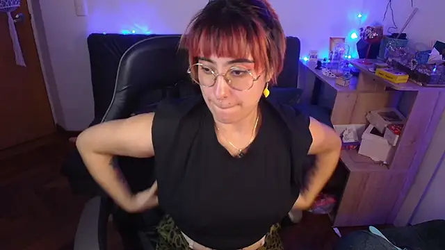 Онлайн чат XXX Miacatsito3