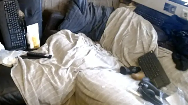 BISLETJE1980's Live XXX Chat