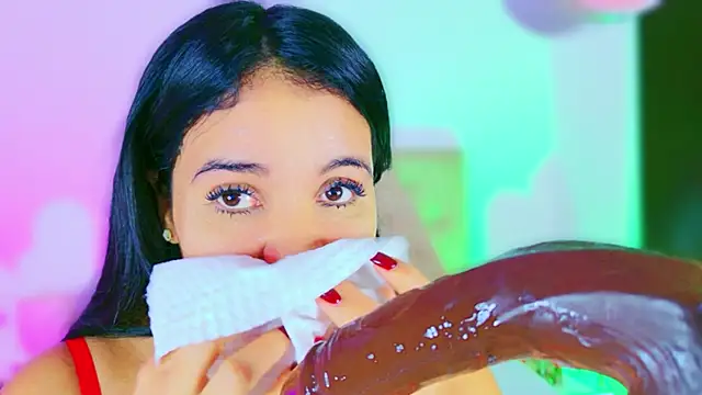 CharlootteEvans 라이브 XXX 채팅