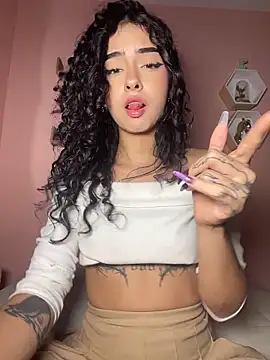 RosseMelody élő XXX-chatje