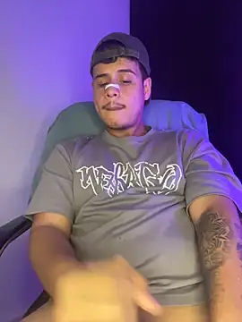 BjornSteel's Live XXX Chat