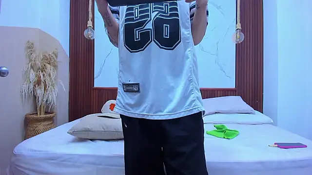 Loversinfire2のライブXXXチャット