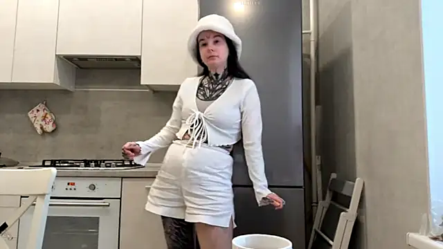 HighelikeGirl 即時 XXX 聊天