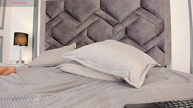 TahliaMoreau Pertunjukan Webcam