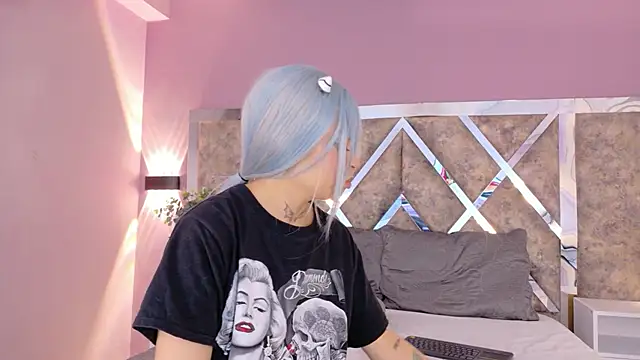 Chatroom XXX en direct de KatherineGomez