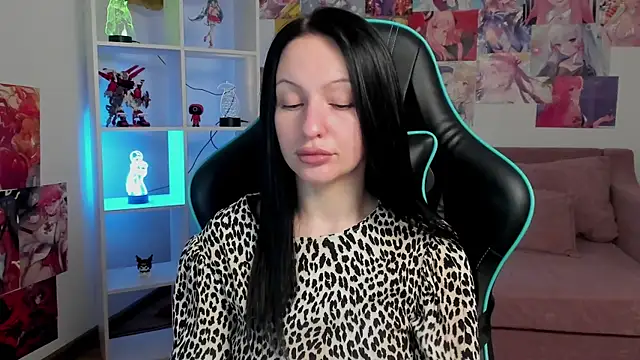 NaomiBlakesのライブXXXチャット