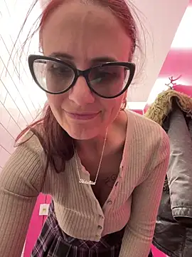 Show modela NataKitten na web-kameri