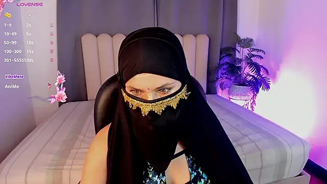 Latifa_ali élő XXX-chatje