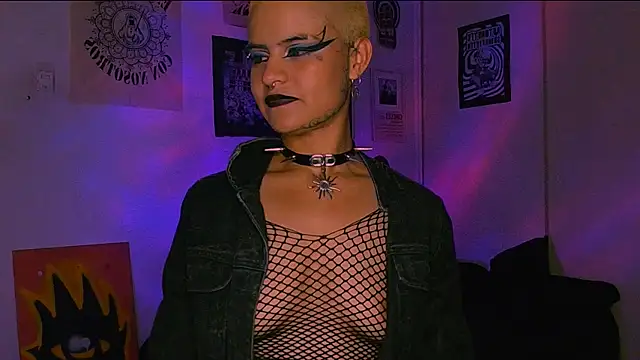 alex_one888n Live XXX chat