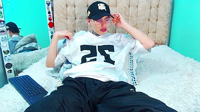 _justinmoon2's Live XXX Chat