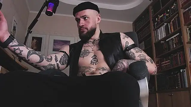 FindomJasonのライブXXXチャット